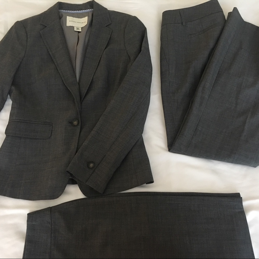 Banana Republic Gray Wool Career Suit Bundle
